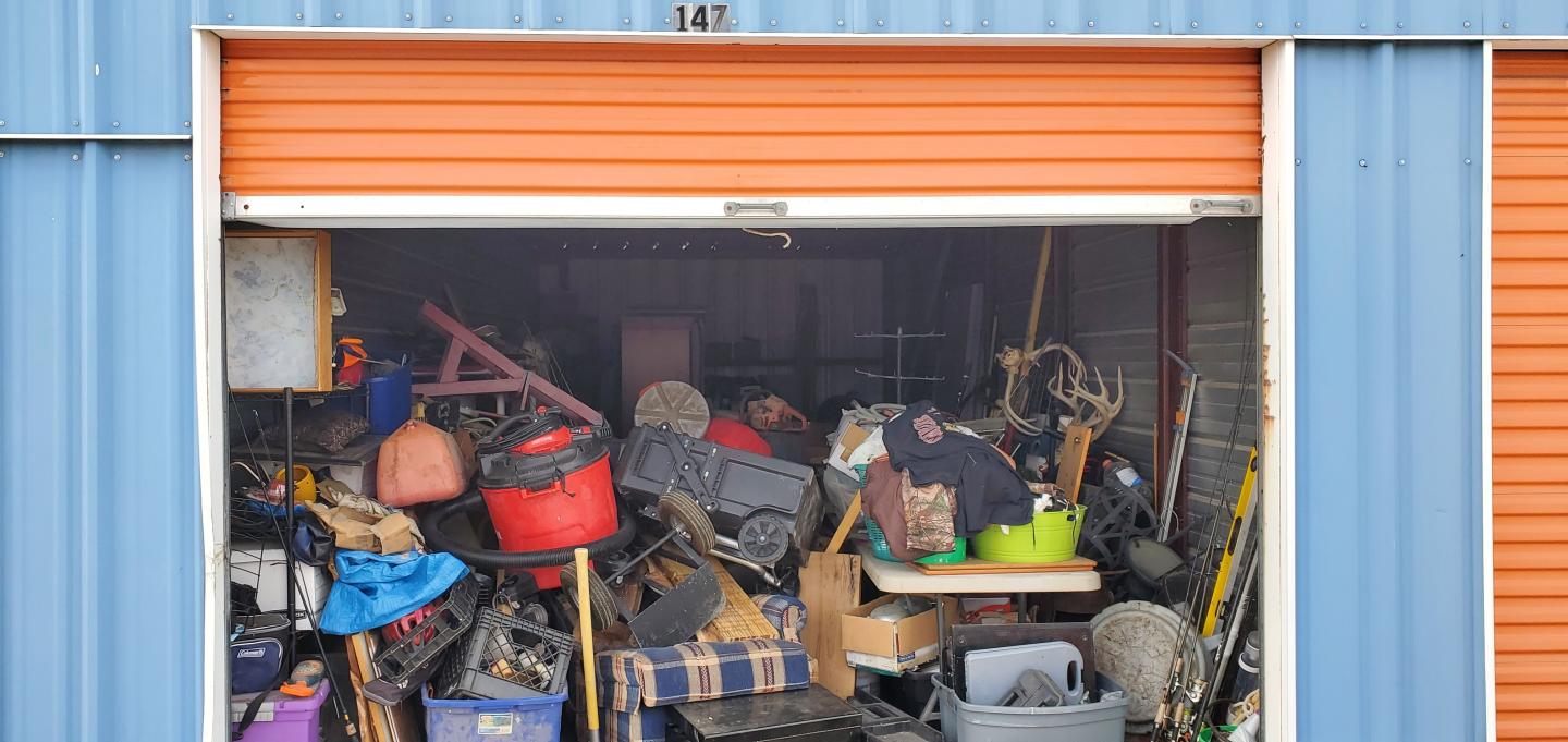 Storage Unit Auction in Sedalia, MO at Diamond B Mini Storage ends on